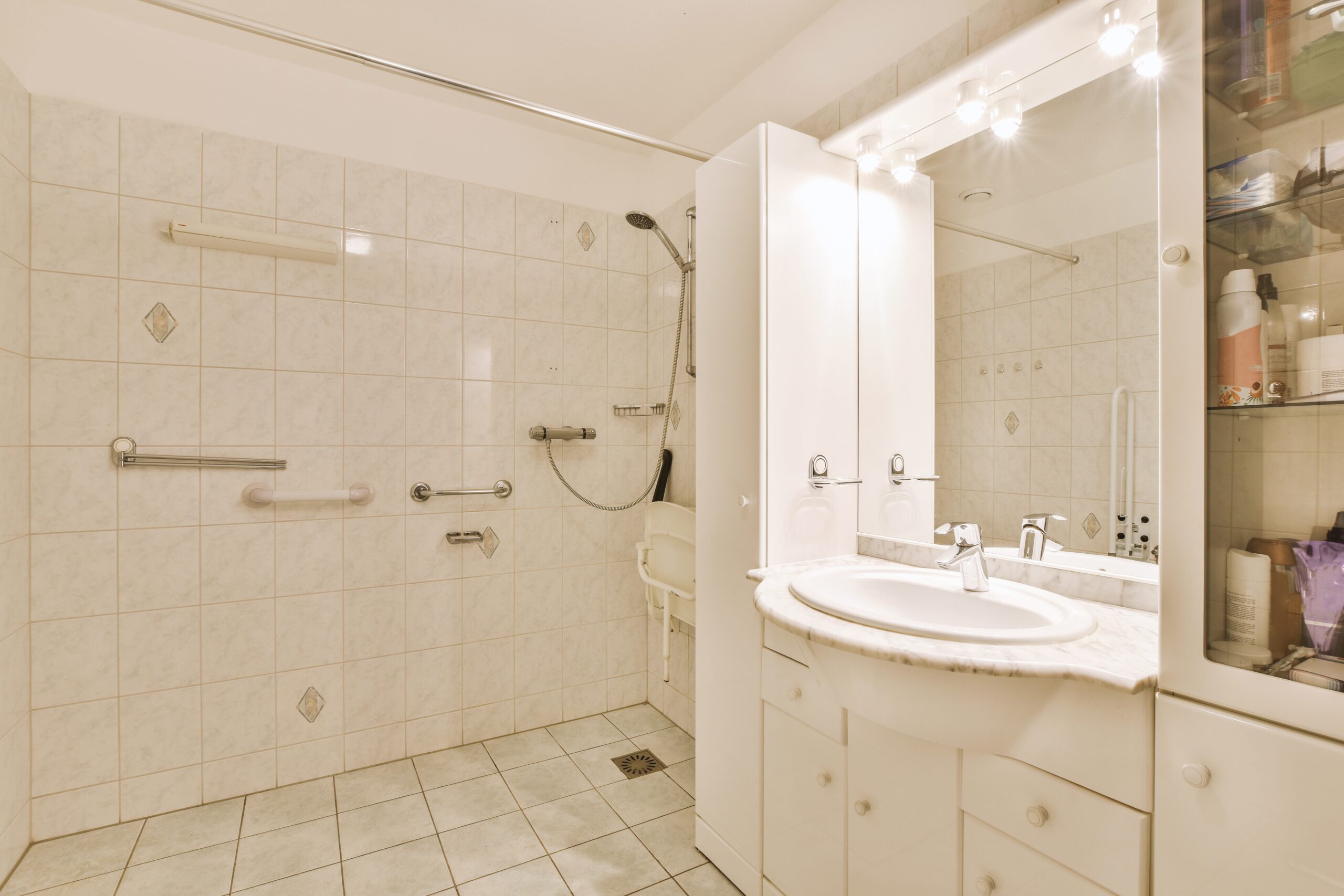 Prevent Bathroom Falls: Why it’s Time to Ditch the High-Step Tub